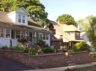 86 Cambridge St, Manchester, CT 06042