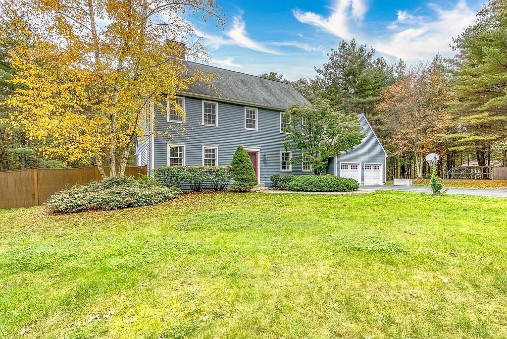 41 South St, Upton, MA 01568 Zillow