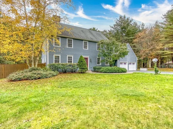 41 South St, Upton, MA 01568