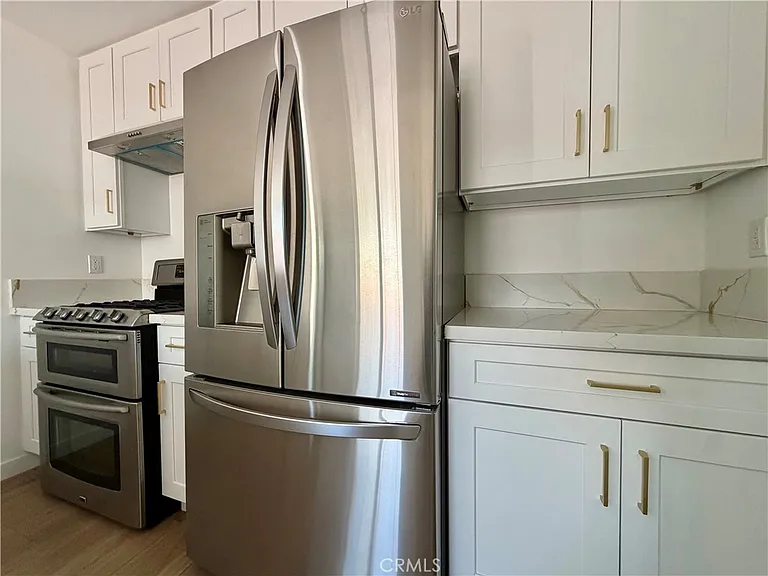 16654 Horace St — Photo 3