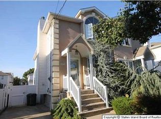 297 Malvine Ave, Staten Island, NY 10309