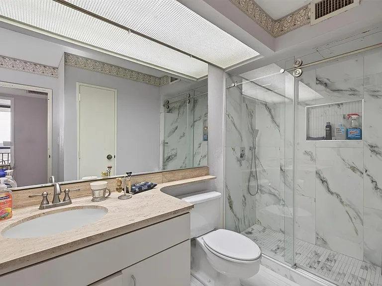 5220 Seawall Blvd #735 — Photo 17
