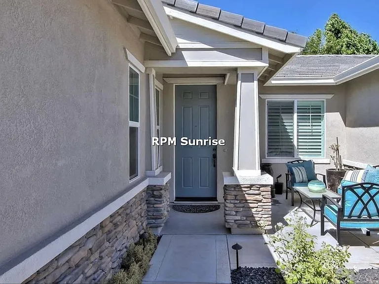 5612 Ashbourne Way — Photo 2