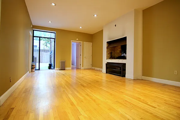 Rented by JK Dansar Corp | media 66