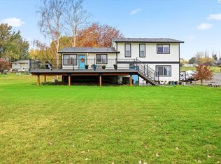 203 W Wagon Wheel Pr NW, Benton City, WA 99320