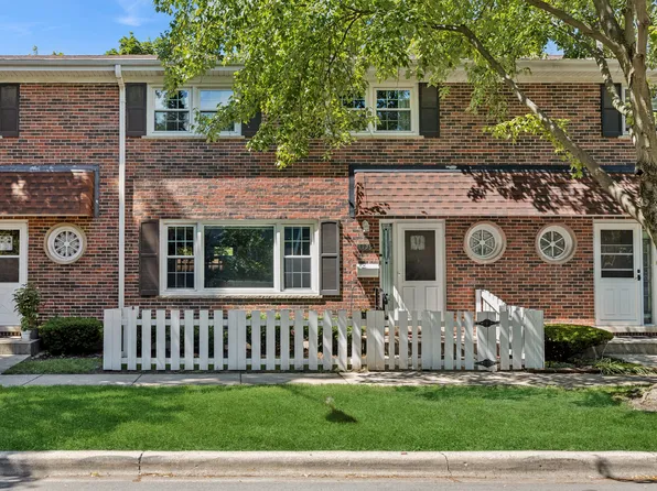 1120 Superior St, Oak Park, IL 60302