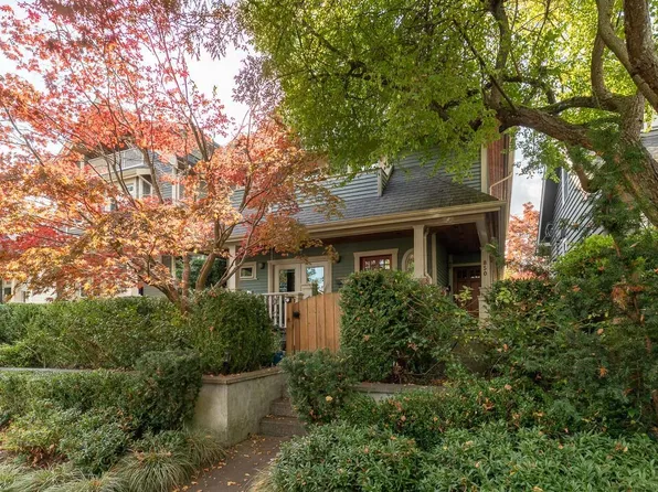 850 E 10th Ave, Vancouver, BC V5T 2B1
