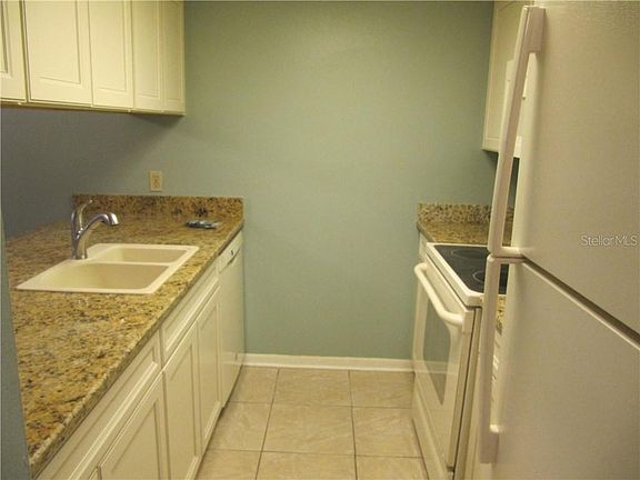 4th image of 4909 W McElroy Ave