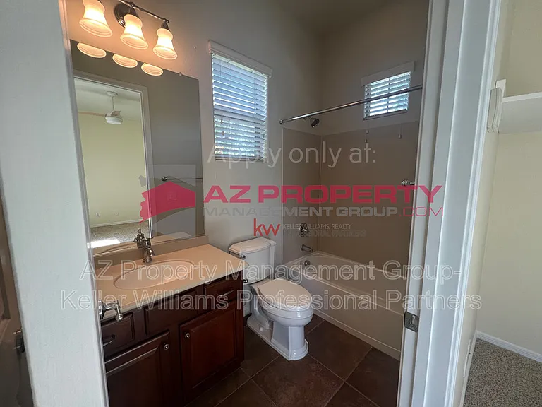 20540 N 268th Dr — Photo 30