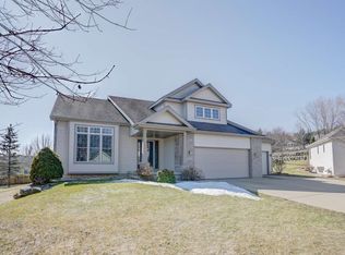 6 Highcliff Ct, Madison, WI 53718