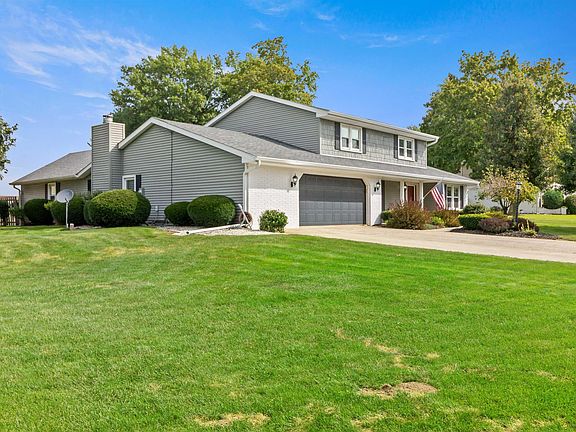 3rd image of 1480 W Forest Ln