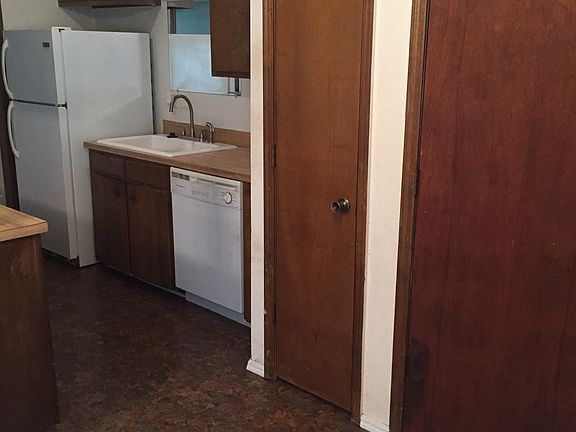 4th image of 21626 E 32nd Pl S