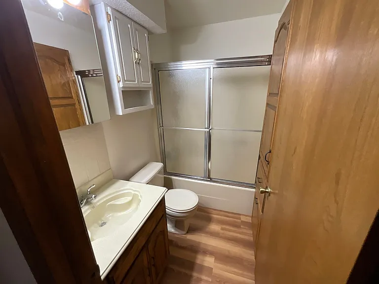 2750 N Midwest Blvd — Photo 21