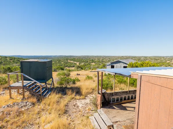 172 Sd 55576, Rocksprings, TX 78880