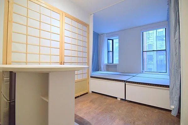 Rented by Safdie Realty Group | media 1