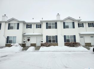 Lakeside Chateau, Saskatoon, SK S7V 1H3