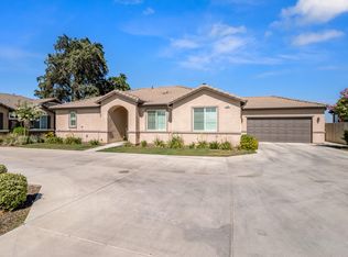 3208 N Rova Ct, Visalia, CA 93291