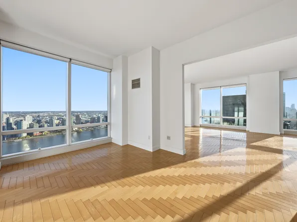 845 United Nations Plaza image 2 of 50