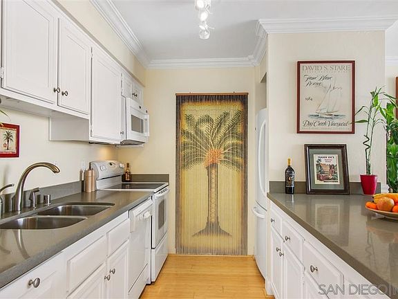 4th image of 1830 Avenida Del Mundo #Penthouse 02