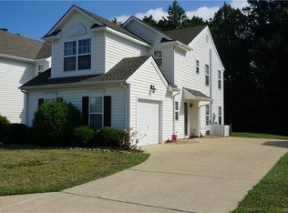 6431 Lookout Point Cir, Midlothian, VA 23112