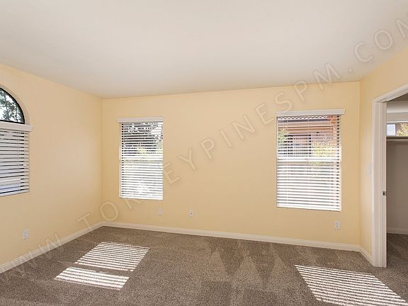 5th image of 1852 Diamond St APT 4