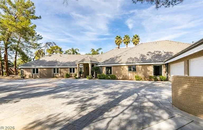 7258 Loma Alta Cir — Photo 3