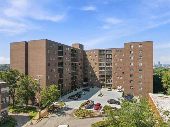 5600 Munhall Rd APT 601, Pittsburgh, PA 15217