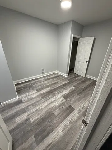 2109 E Federal St — Photo 10