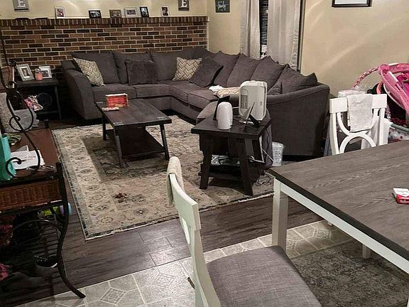 3rd image of 4055 Sexton Dr