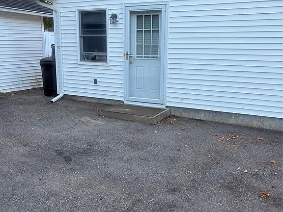 4th image of 34 Markwood Ln