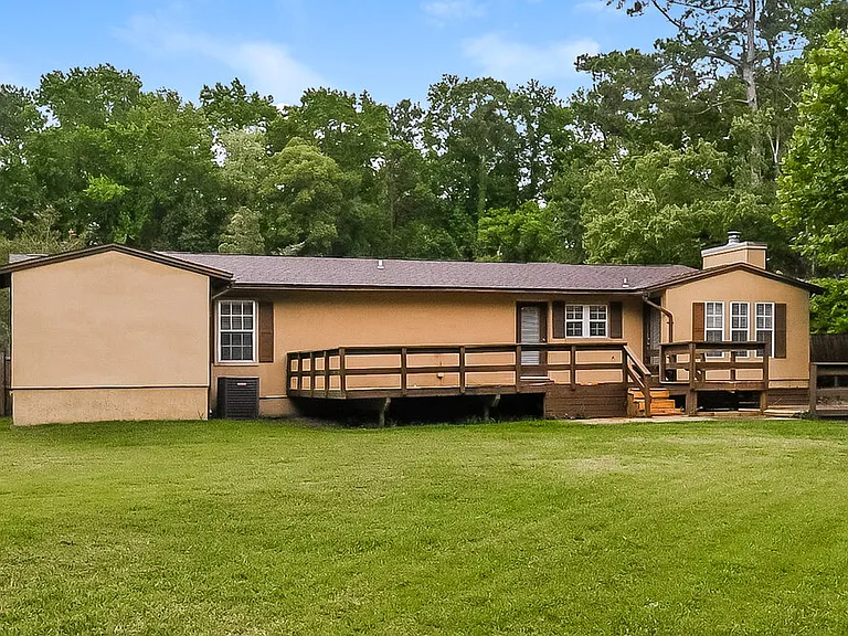 8109 Grampell Dr — Photo 16