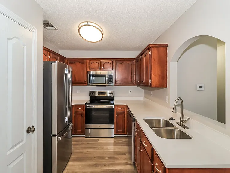 25 Penny Ln — Photo 8
