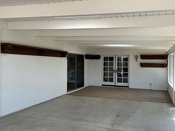 4th image of 3050 Samantha Dr
