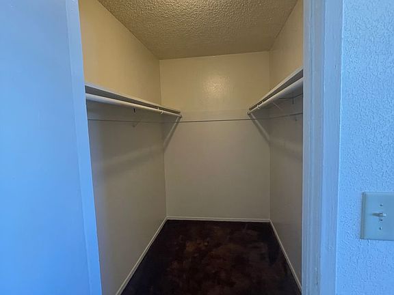 5th image of 1100 E 17th St #26