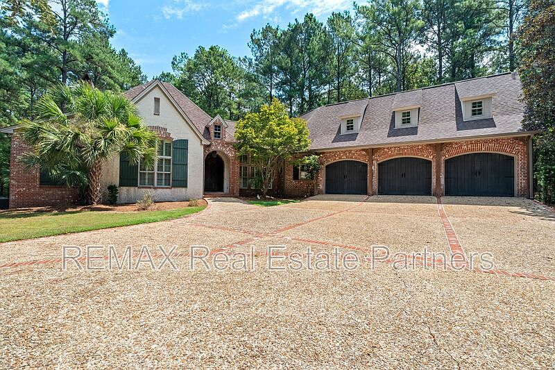 1st image of 107 Raybourn Rd #3196452864