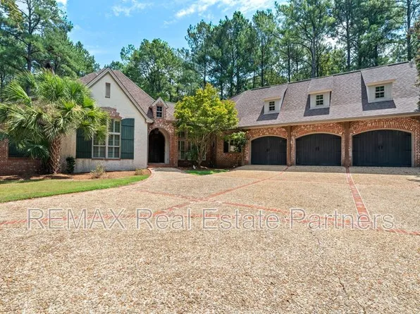 107 Raybourn Rd, Sumrall, MS 39482