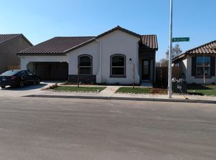 327 N McArthur Ave, Fresno, CA 93727