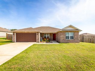 42 Dunnaway Dr, Austin, AR 72007