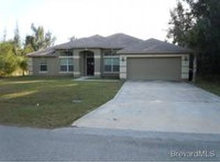 391 Calcutta Ave NW, Palm Bay, FL 32907
