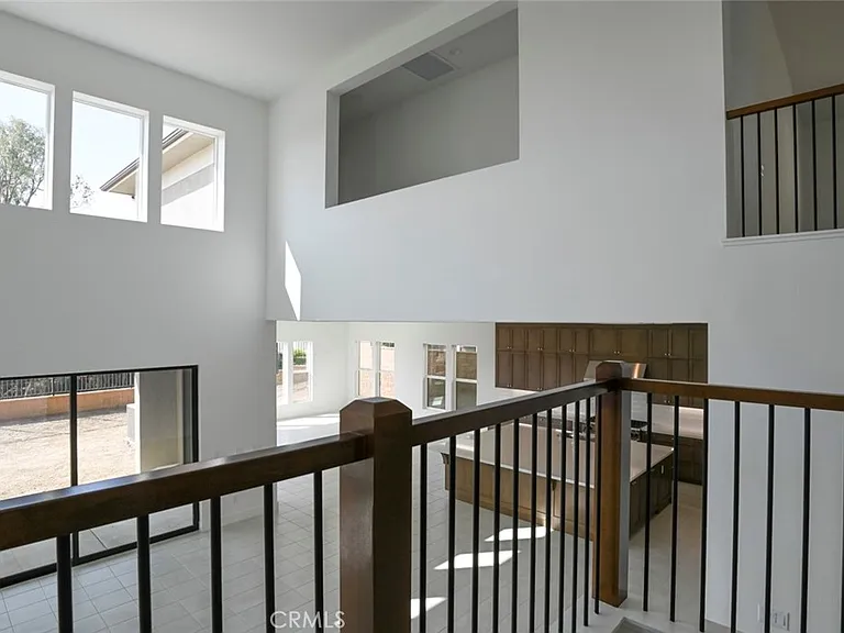 20552 Edgewood Ct — Photo 46