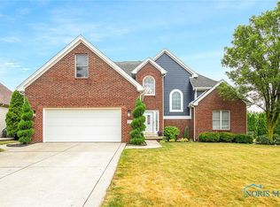 7316 Chip Shot Ln, Waterville, OH 43566