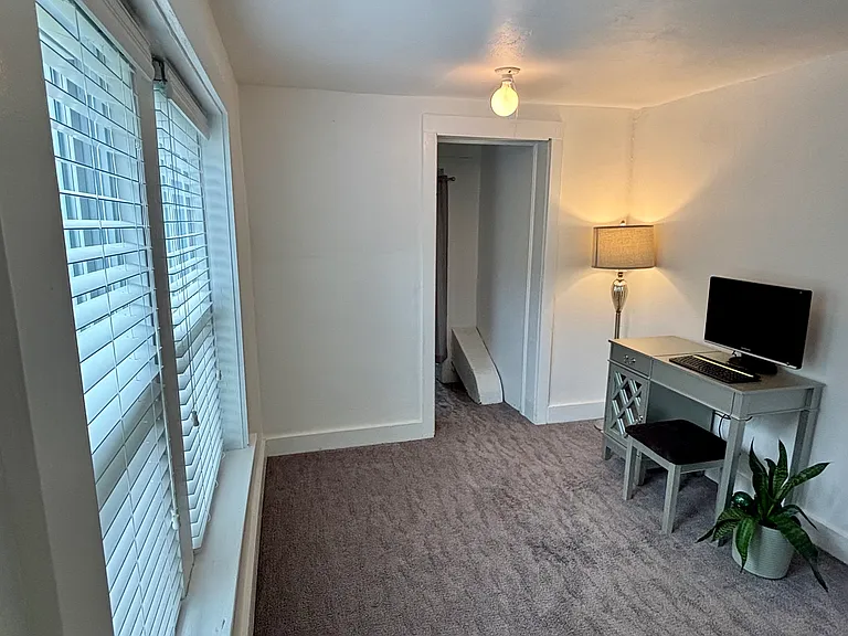 510 W Main St — Photo 19