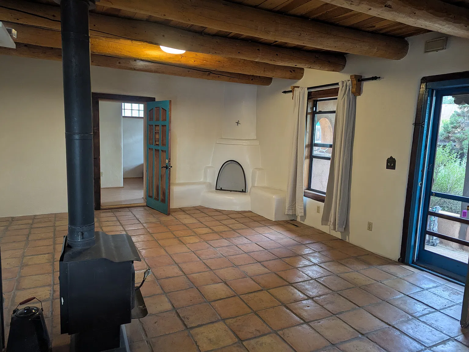 Zuni St, Taos — Photo 3