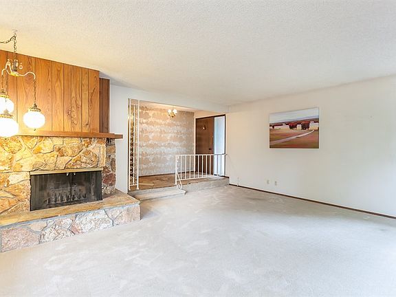 4th image of 19003 Kenlake Pl NE