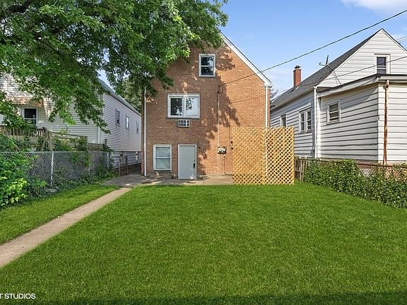 4th image of 5319 S Lorel Ave