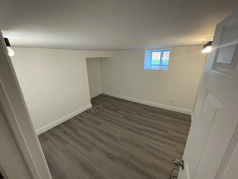 30 Noecker St — Photo 13