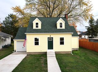 104 N Reinberg Ave, Scottville, MI