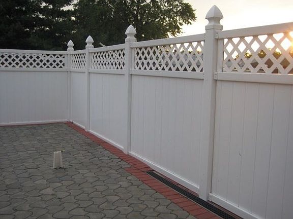 all around fencing in the backyard
