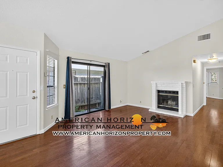 1316 Puebla Way — Photo 4