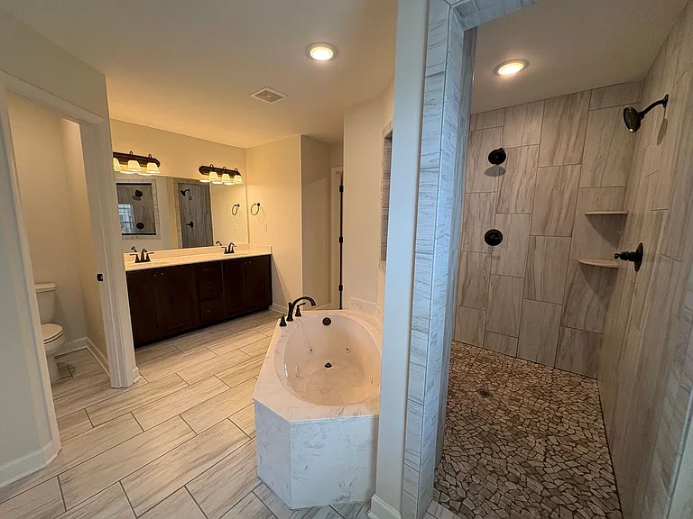 3006 Makenlee St — Photo 3